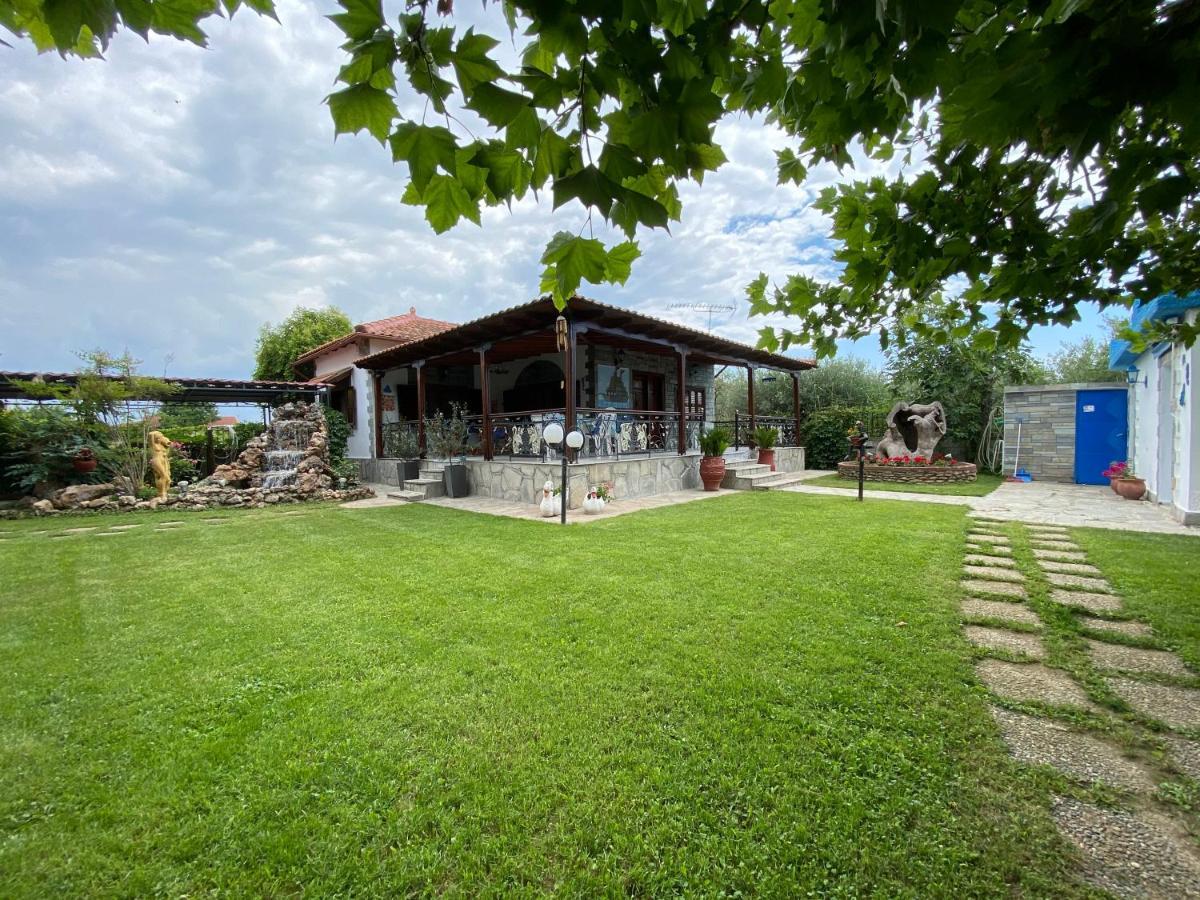 Beachfront Cottage Nea Triglia Eksteriør bilde