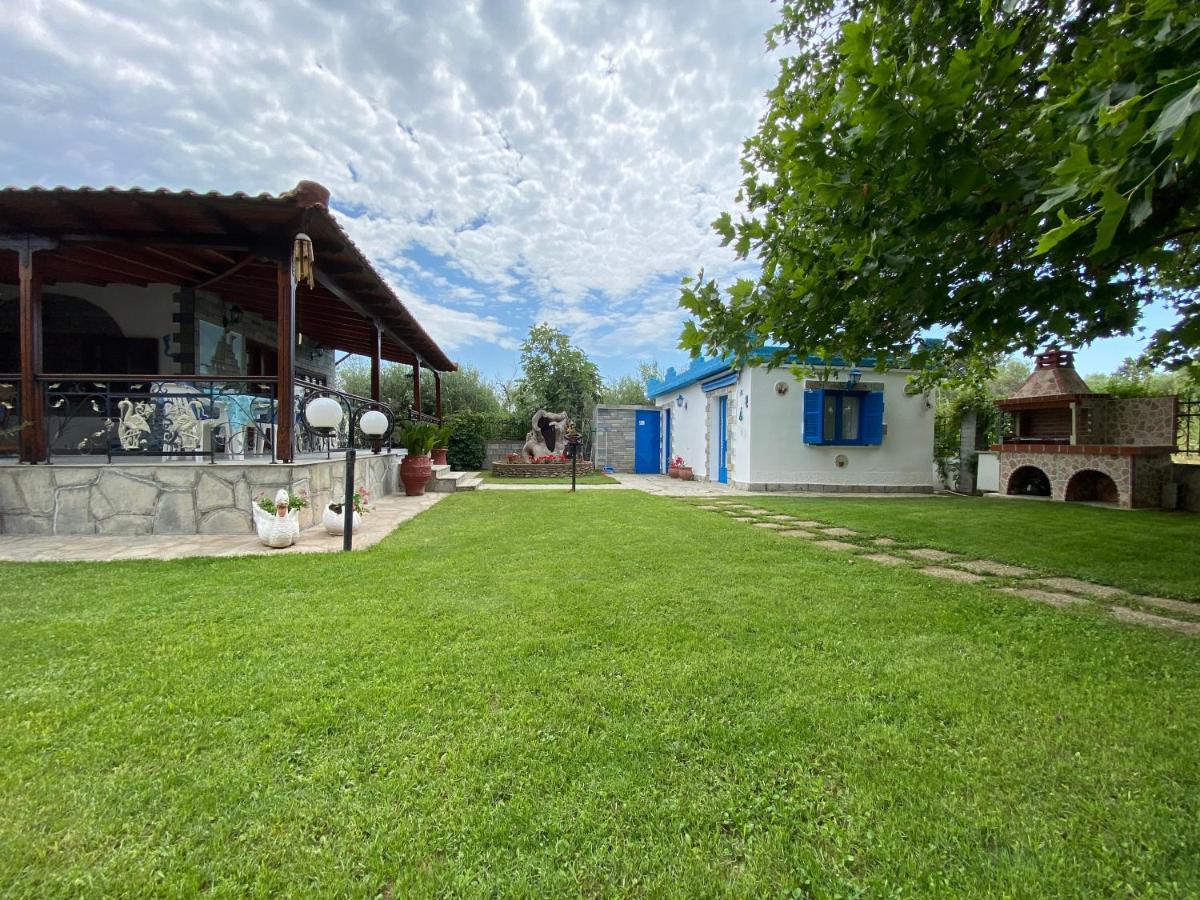 Beachfront Cottage Nea Triglia Eksteriør bilde