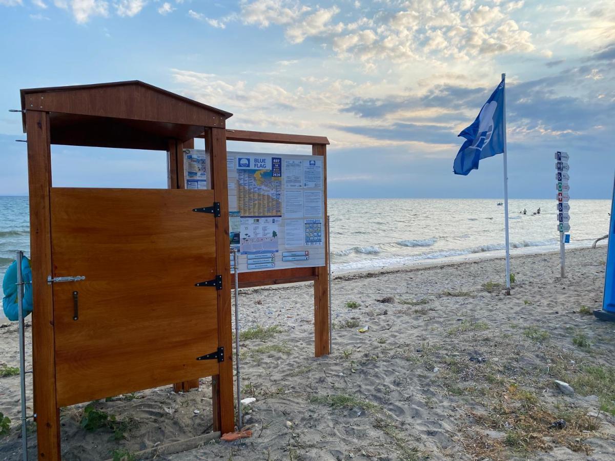 Beachfront Cottage Nea Triglia Eksteriør bilde